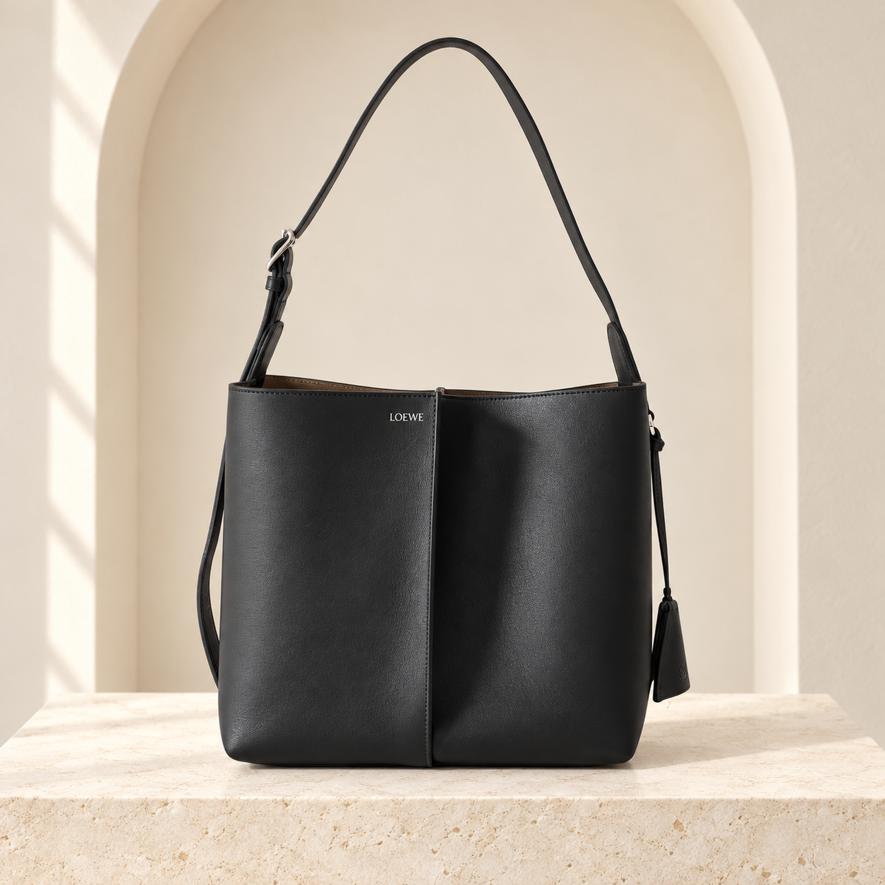 Bilbao Bucket Bag - Medium, Smooth Calfskin