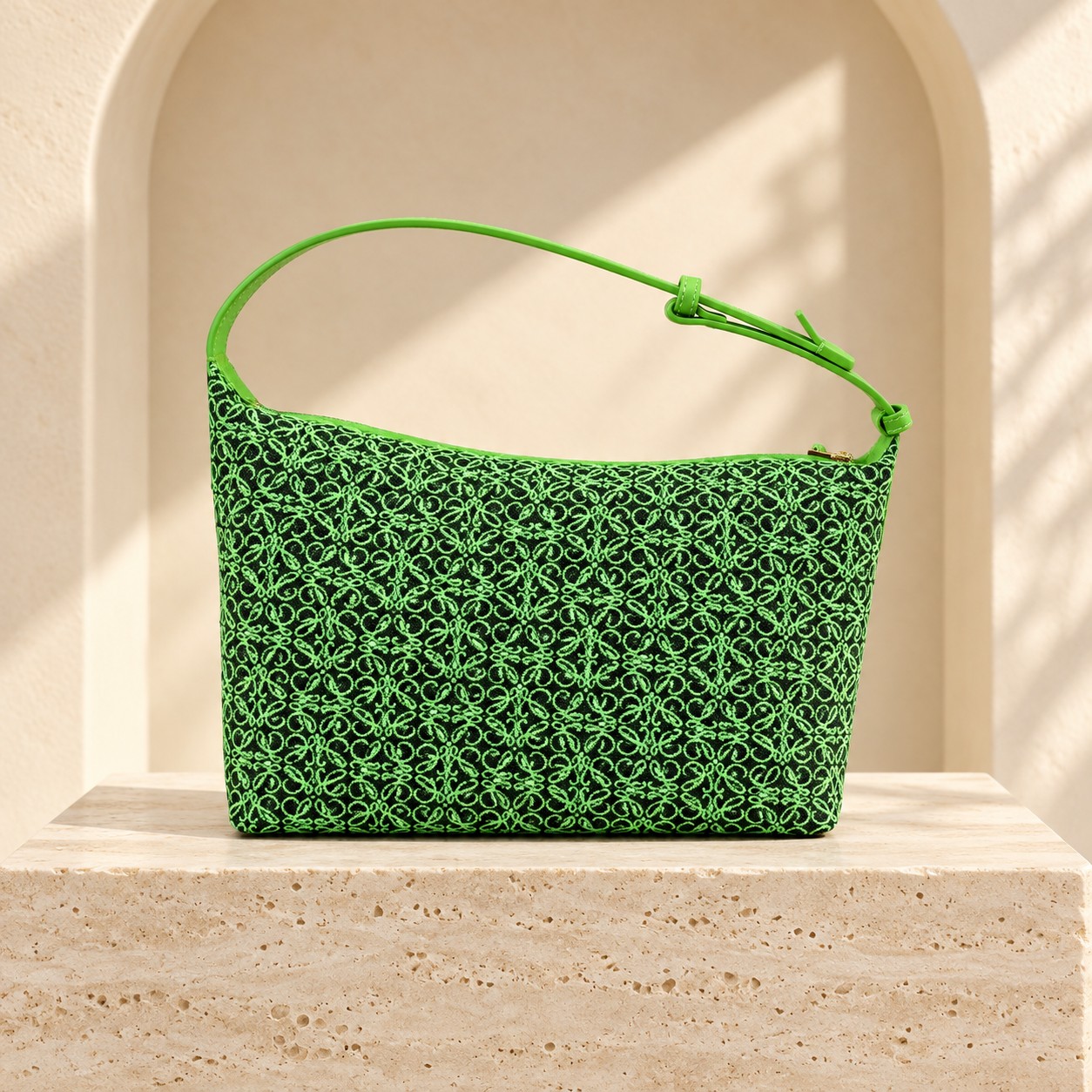 Cubi Anagram Shoulder Bag - Large in Apple Green / Black