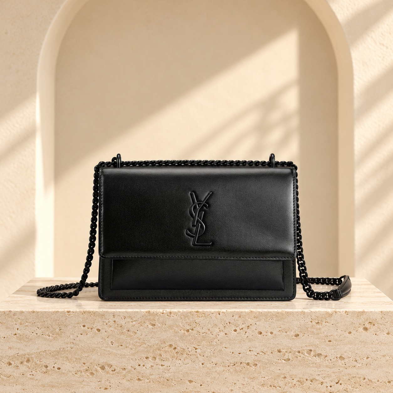 Sunset Chain Bag in Black